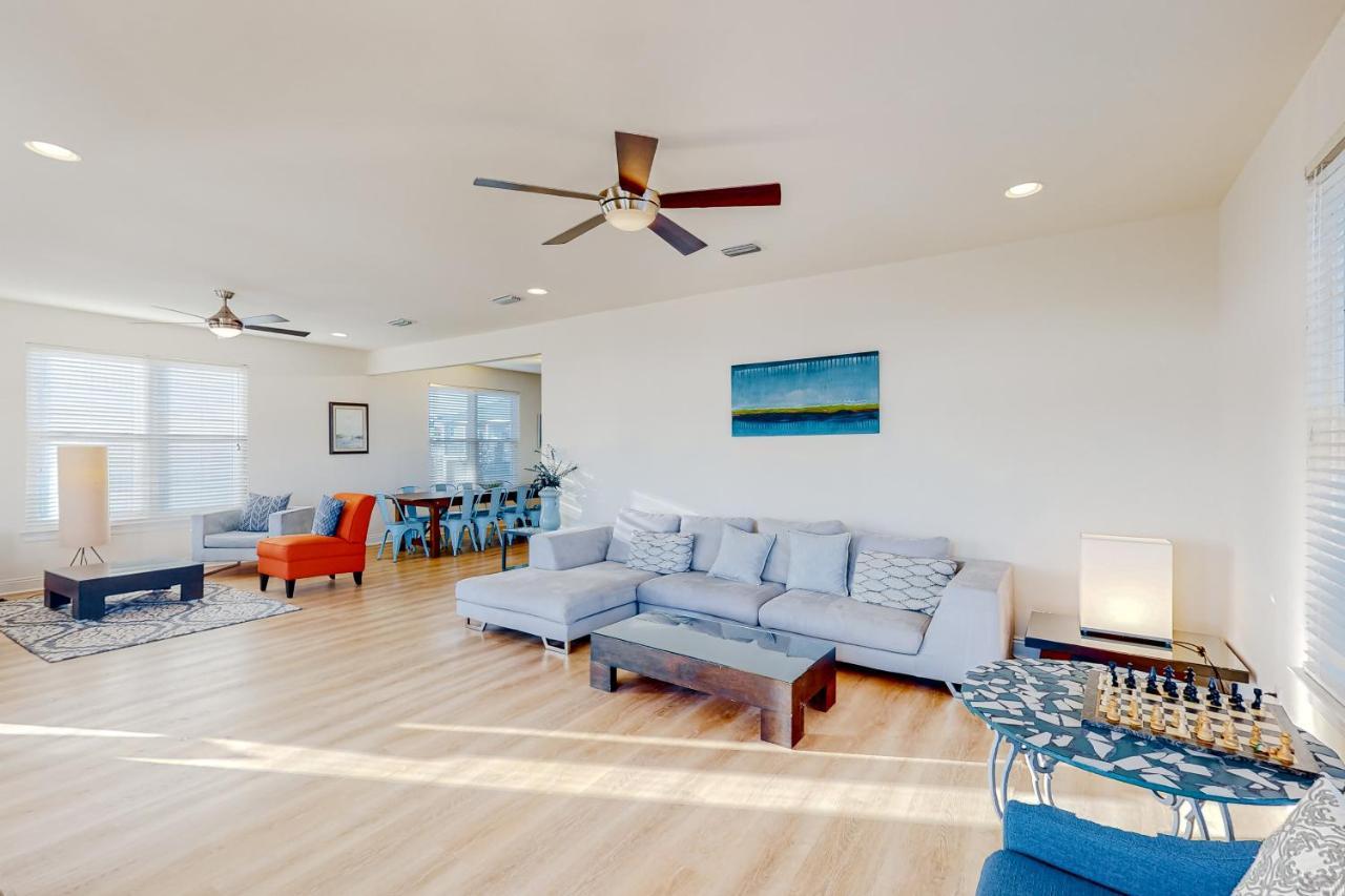 Bulldog Beach House ガルフ・ショアーズ エクステリア 写真