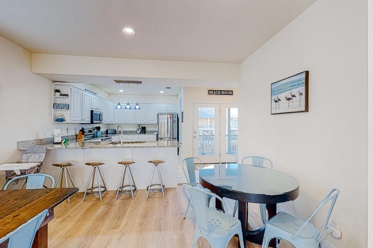 Bulldog Beach House ガルフ・ショアーズ エクステリア 写真